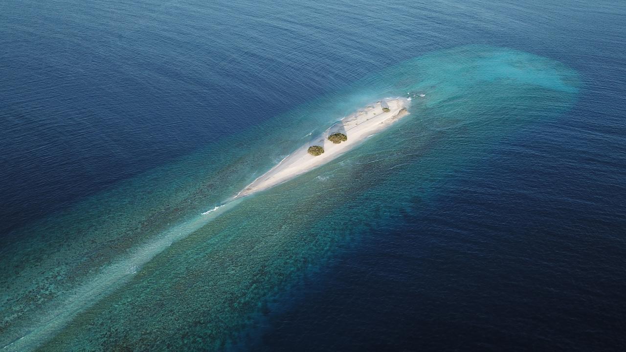 Island Ukulhas Island